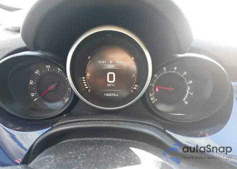 2016 Fiat 500X Lounge z USA, uszkodzony, nr VIN ZFBCFYDT0GP360307